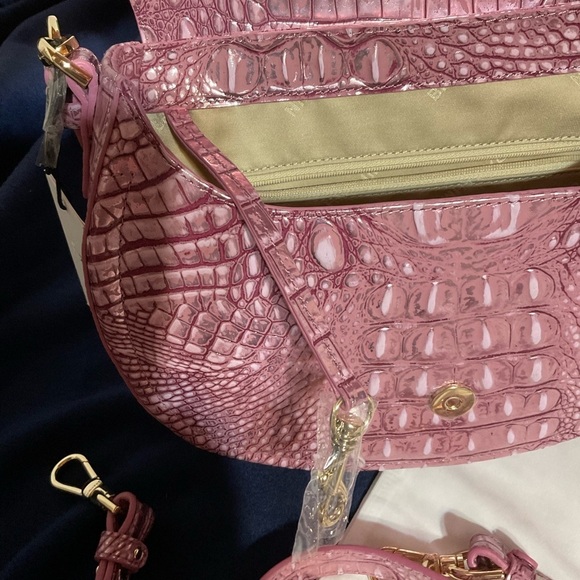 Brahmin “The Cynthia “ Leather Bag - Picture 9 of 14